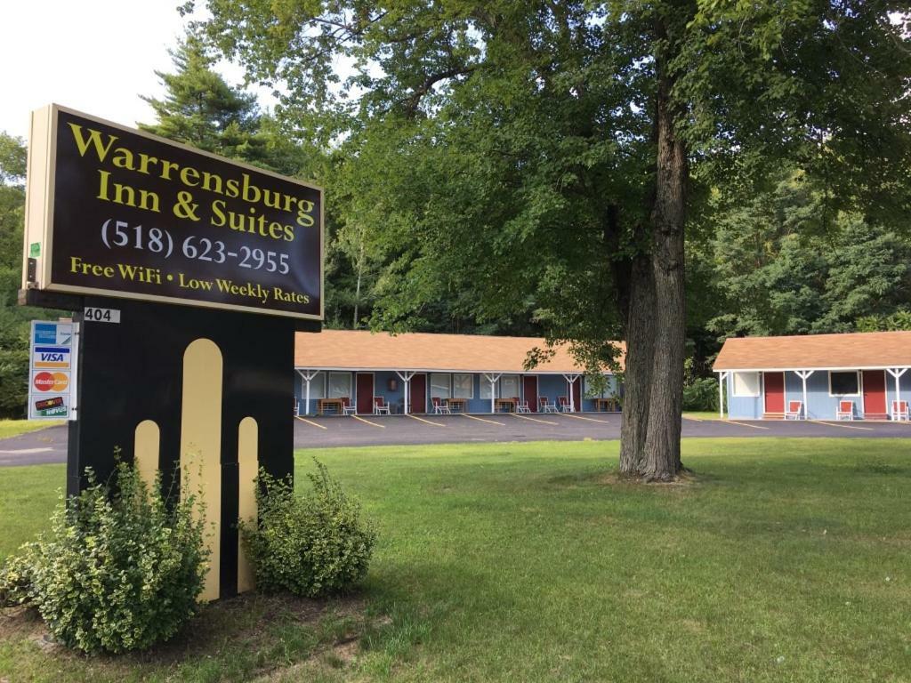 Warrensburg Inn & Suites - 6 Mi To Lake George Bagian luar foto