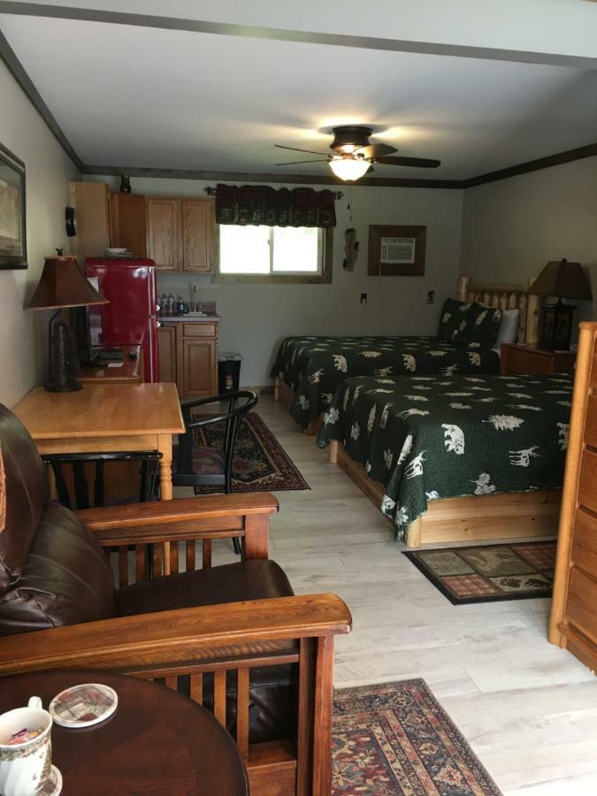 Warrensburg Inn & Suites - 6 Mi To Lake George Bagian luar foto