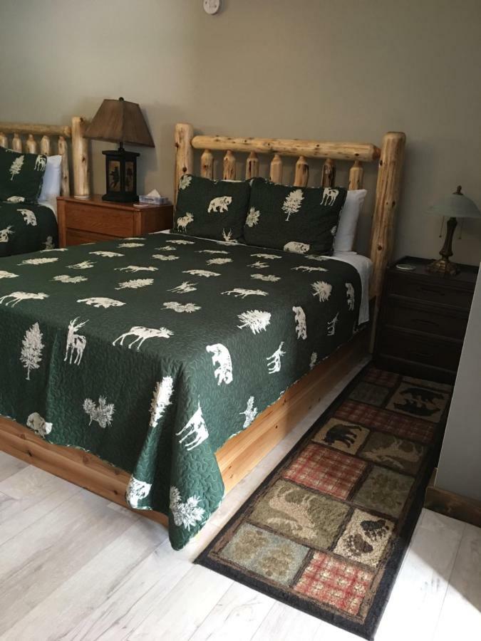 Warrensburg Inn & Suites - 6 Mi To Lake George Bagian luar foto