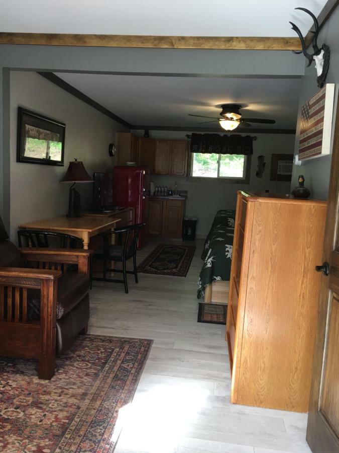 Warrensburg Inn & Suites - 6 Mi To Lake George Bagian luar foto