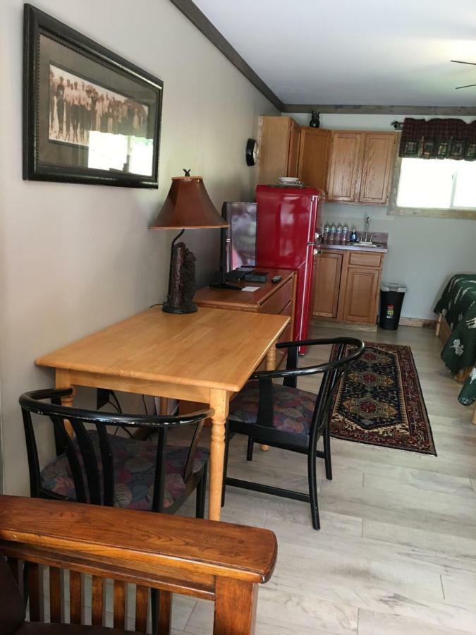 Warrensburg Inn & Suites - 6 Mi To Lake George Bagian luar foto